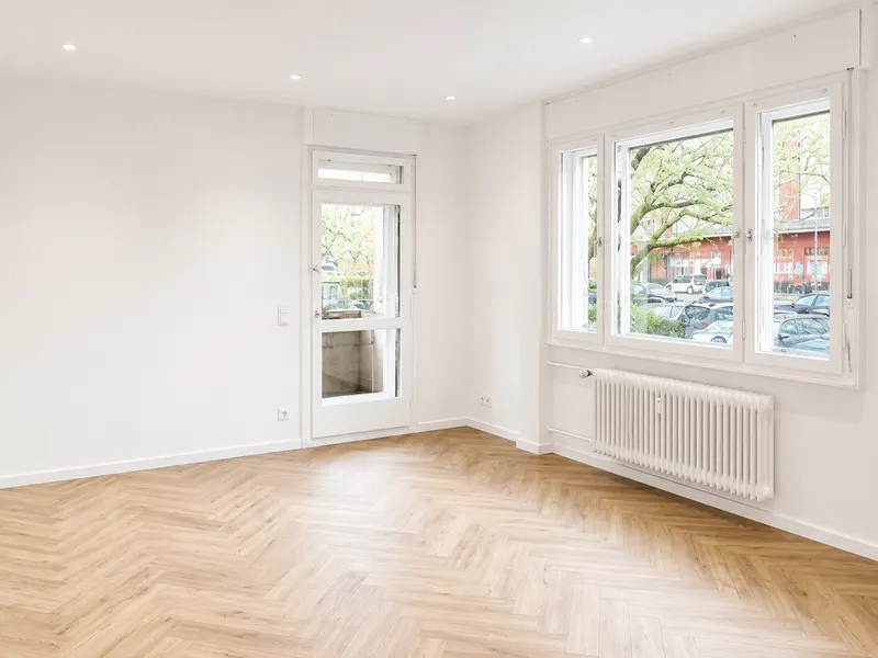 Erstbezug nach Sanierung! Helle 1-Zimmer Wohnung mit Sonnenbalkon in Steglitz — photo 1